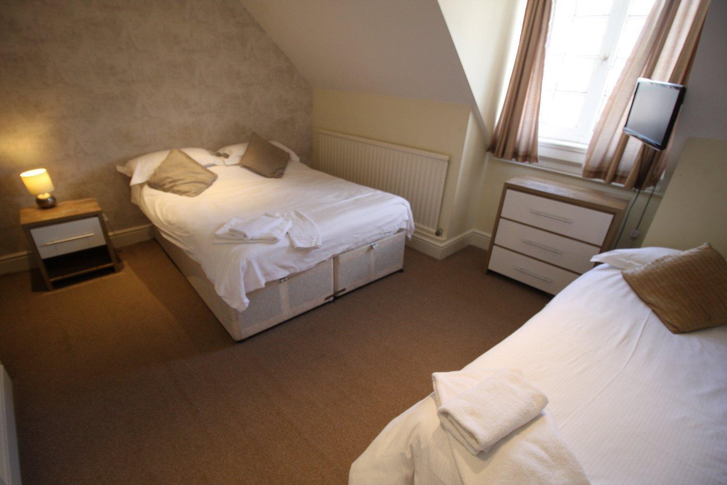 The Saracens Head Hotel Highworth Zimmer foto